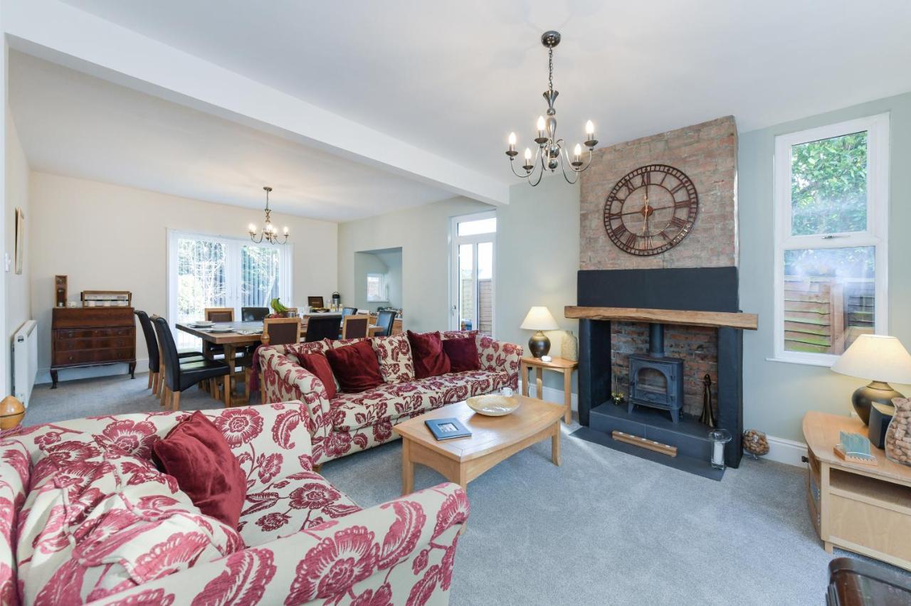 Borrowfield Lodge Derby Bagian luar foto