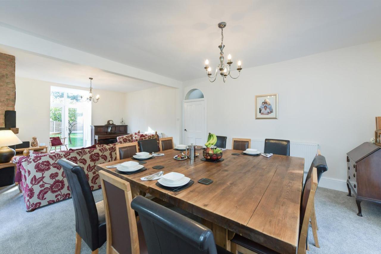 Borrowfield Lodge Derby Bagian luar foto