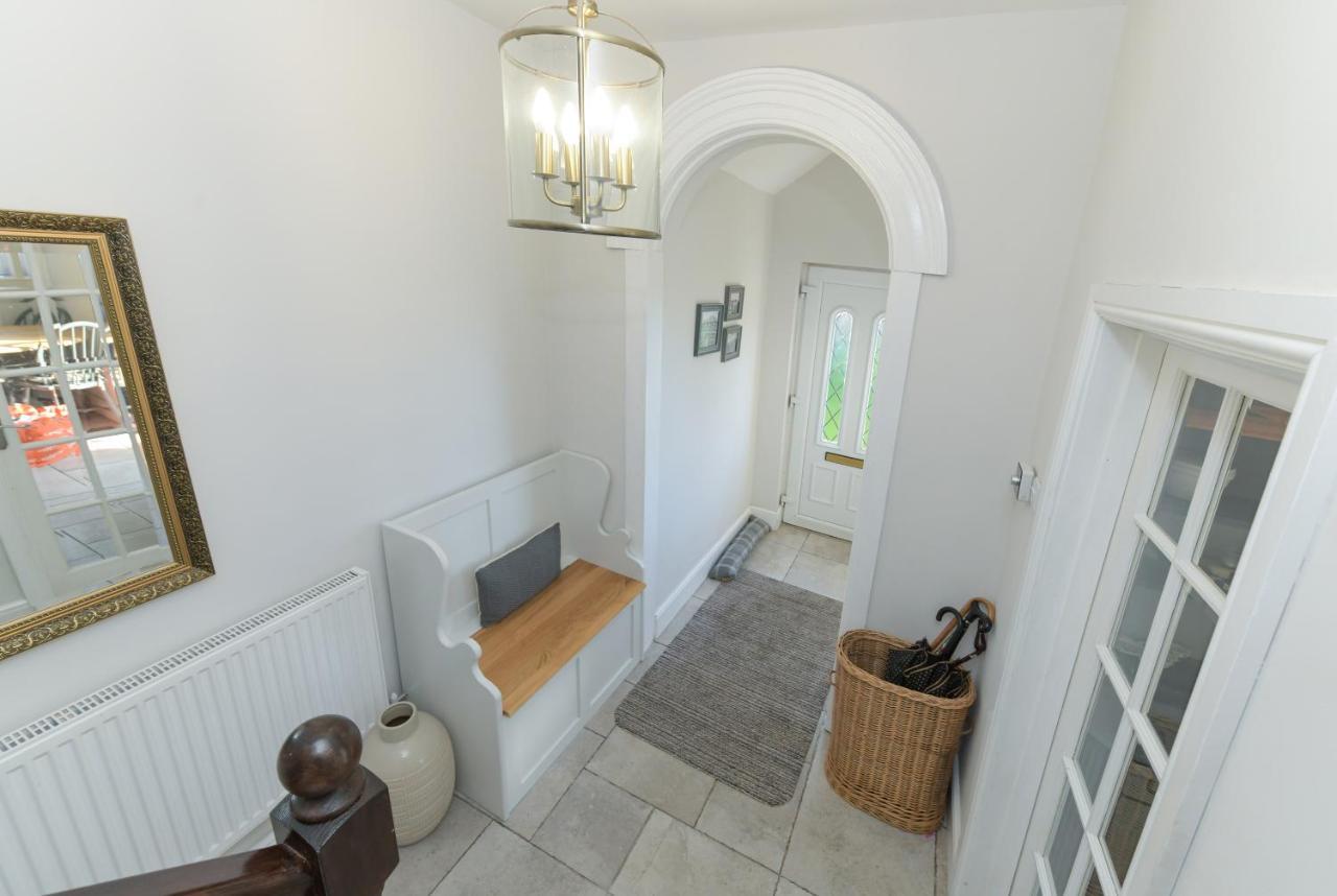 Borrowfield Lodge Derby Bagian luar foto